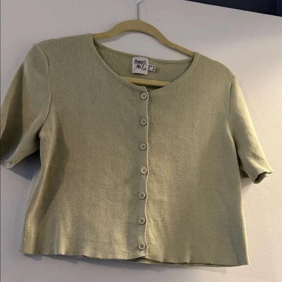 Princess Polly Light Sage Green Short-Sleeve Button-Up Top - Picture 1 of 3